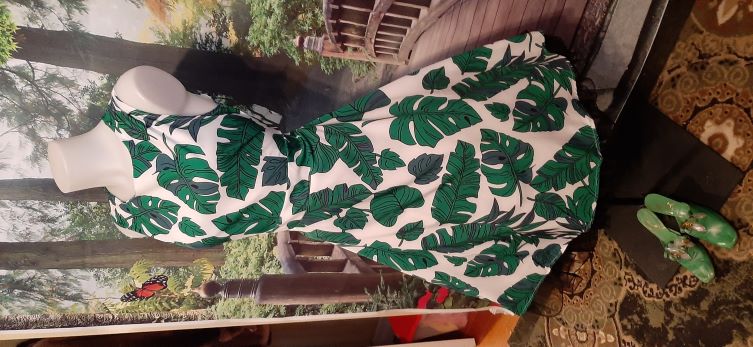 Retro White Swing Dress with a Green Palm Leaf Print 