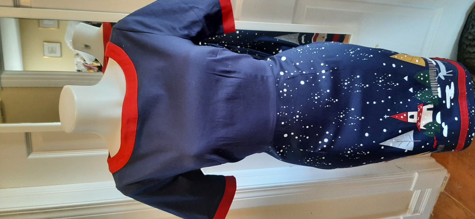 "Banned Retro" Xmas Town Wiggle Dress