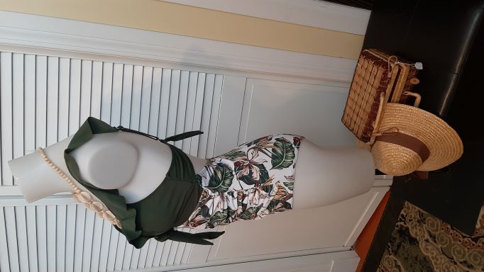 Retro Forrest Green Crop Jacket Style Top