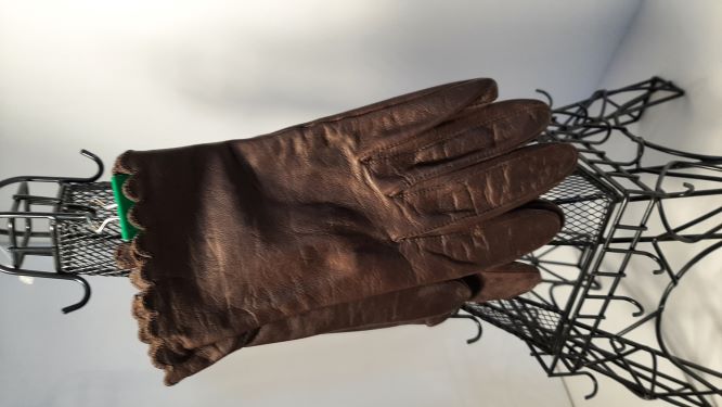 Chocolate Brown Leather Gloves 