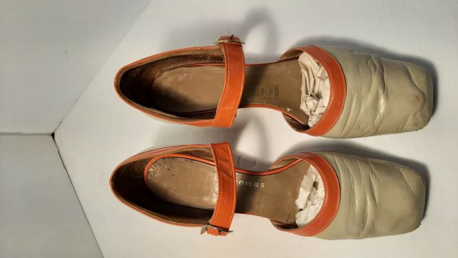 Vintage Cream & Orange Trim Low Heeled Leather Mary Jane Shoes