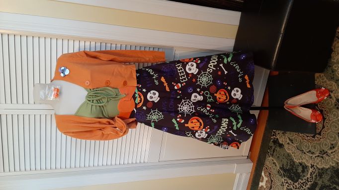 Retro Halloween Black Swing Skirt with Pumpkin/Bats/Halloween Wording Print