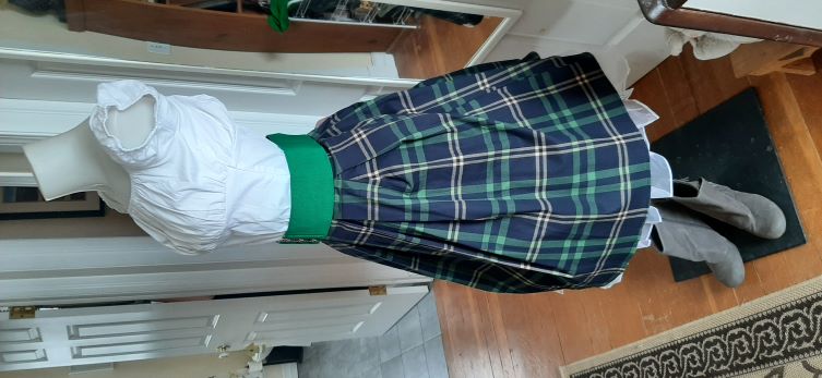 Green and Navy Plaid Swing Skirt