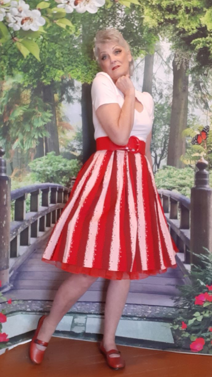 "Collectif"Red & Pink Swing Skirt